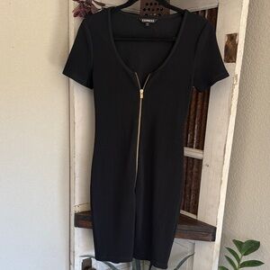 NWOT Express Black Ribbed Short Sleeve Mini Dress with Gold Zip